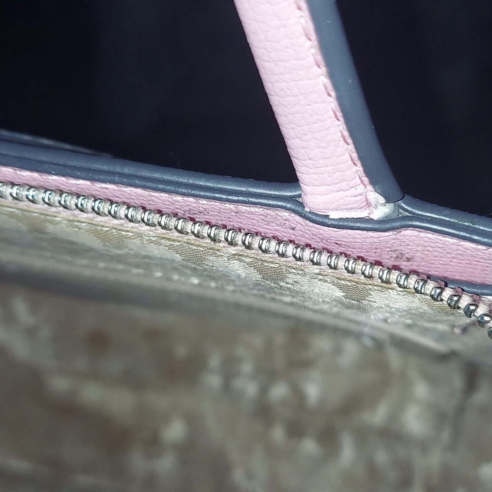 Karl Lagerfeld Crossbody Pastel Checkered Maybelle Bag - Picture 12 of 12